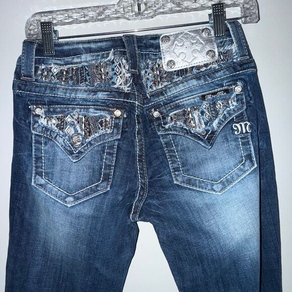 Miss Me Jeans Size 26 Bootcut Relaxed Embellished Flap Pockets Sequins Rhineston - Picture 2 of 14